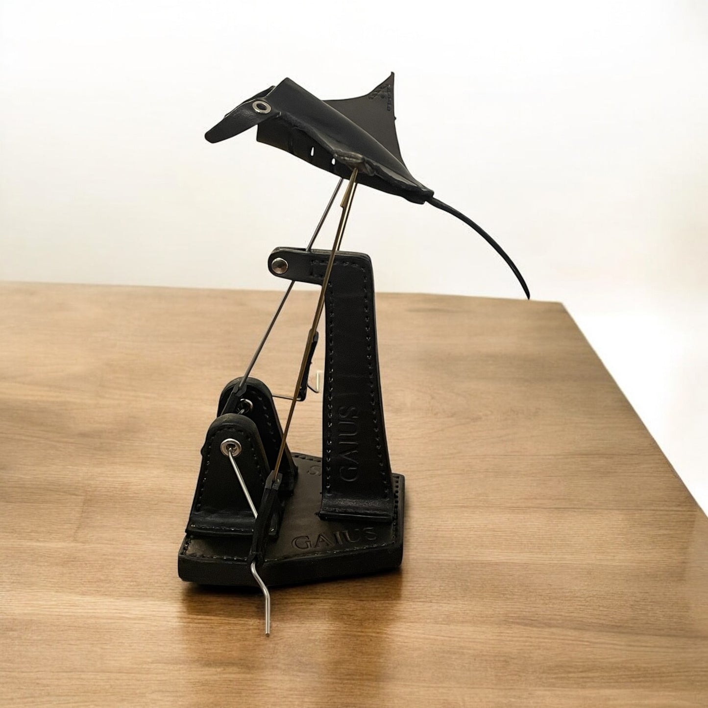 Kinetic Leather Manta Ray Sculpture Pattern – Articulated Mechanical Design | PDF + Templates (Digital Download – A4 + US Letter + DXF + SVG)
